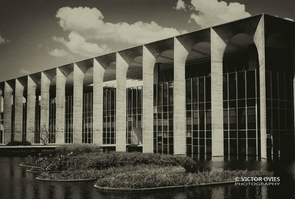 Brasilia - Oscar Niemeyer - Palacio de Itamaraty